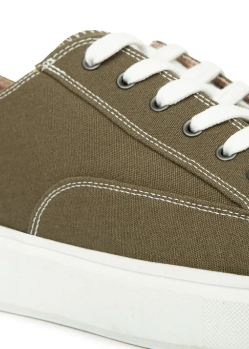 Duck & Cover Khaki Nesta Trainers