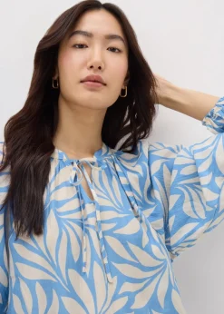 Et Vous Blue Palm Crinkle Boho Blouse