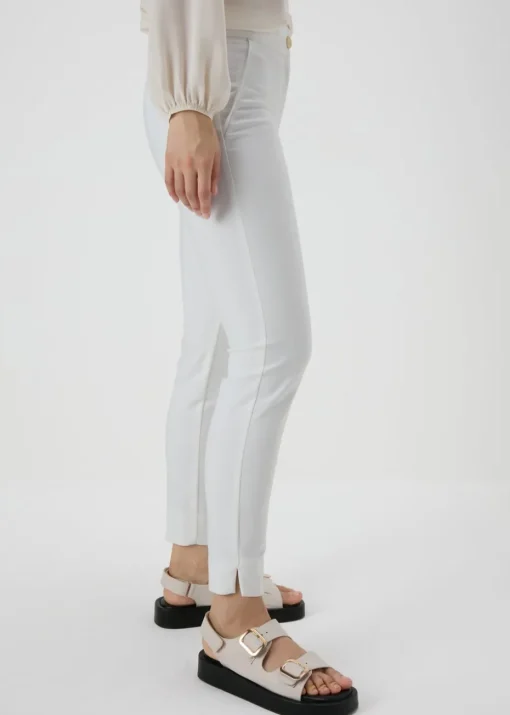 Et Vous White Capri Trousers