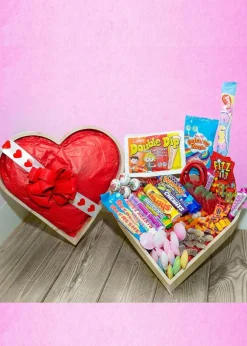 Funky Hampers Love Sweets Wooden Heart