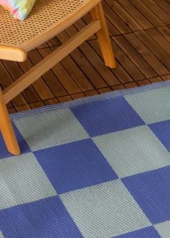 furn. Blue Checkerboard Recycled Outdoor Rug