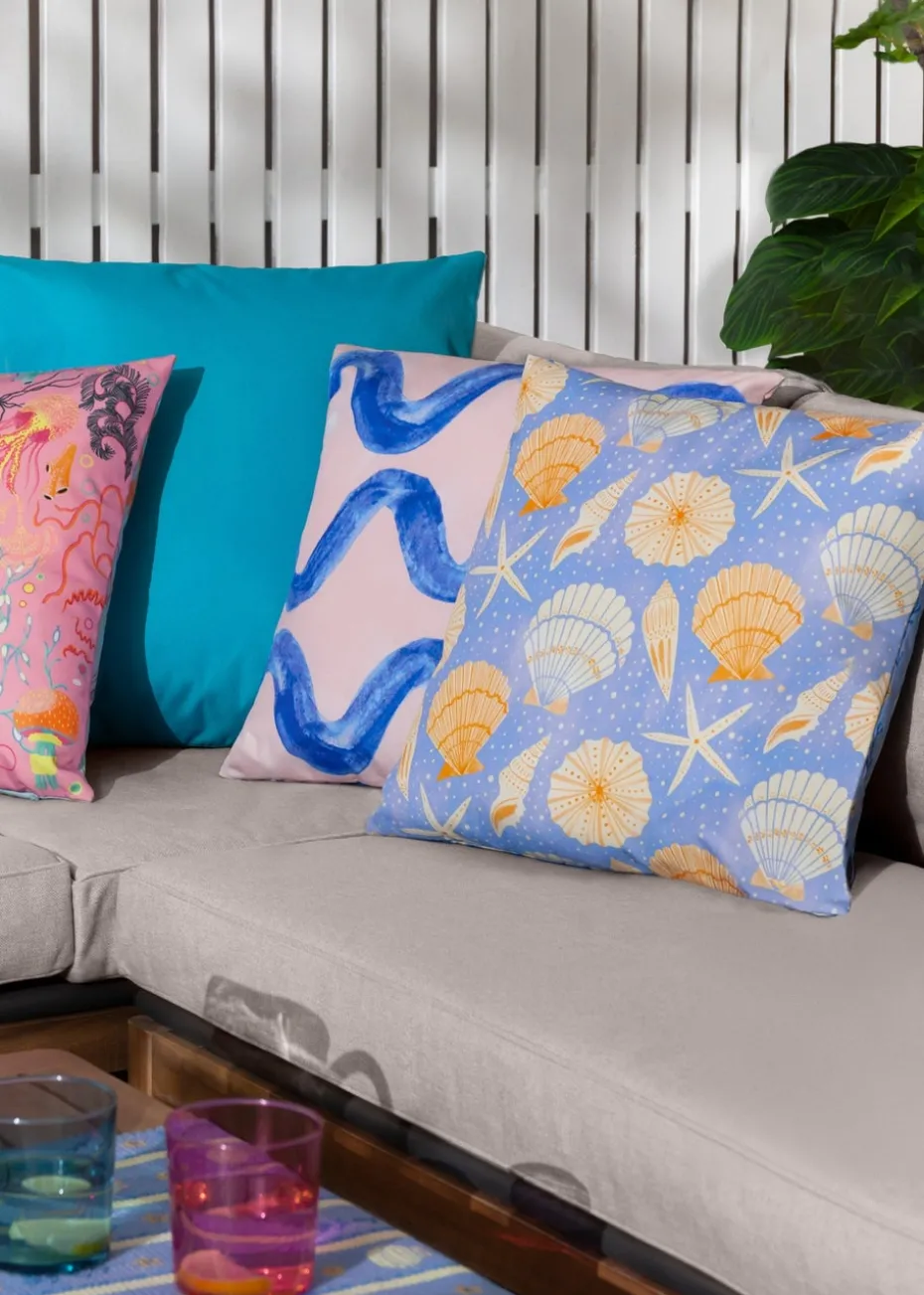 furn. Blue Sea Shells Printed Outdoor Cushion