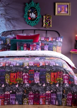 furn. Creepy Town Reversible Duvet Cover Set