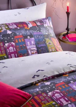 furn. Creepy Town Reversible Duvet Cover Set