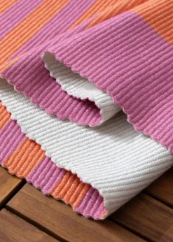 furn. Pink Deck Stripe Printed Indoor/Outdoor Rug
