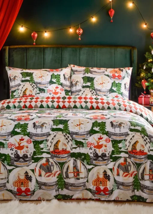 furn. Showtime Festive Duvet Cover Set