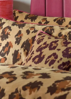 furn. True Leopard Printed Duvet Cover Set