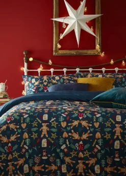 furn. Yuletide Treats Pyjama Fleece Christmas Duvet Cover Set