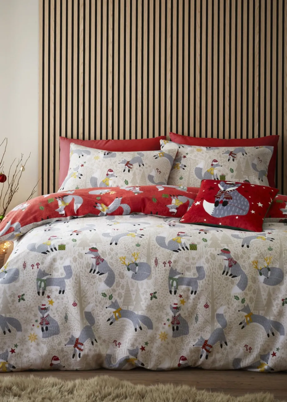 Fusion Christmas Foraging Fox Duvet Cover Set