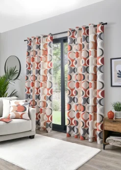 Fusion Sander Red Filled Cushion