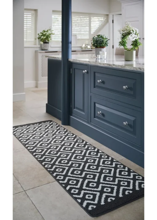 Geometric Muddle Mat (75cm x 50cm)