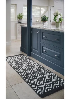 Geometric Muddle Mat (75cm x 50cm)