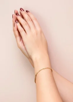 Golden Moments 9ct Yellow Gold 1.4mm Hollow Dimaond Cut Figarope Bracelet