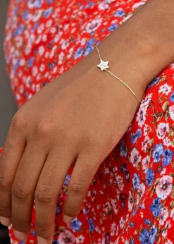 Golden Moments 9ct Yellow Gold Mother of Pearl Star Bracelet