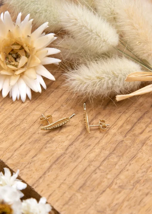 Golden Moments 9ct Yellow Gold Diamond Cut Leaf Stud Earrings