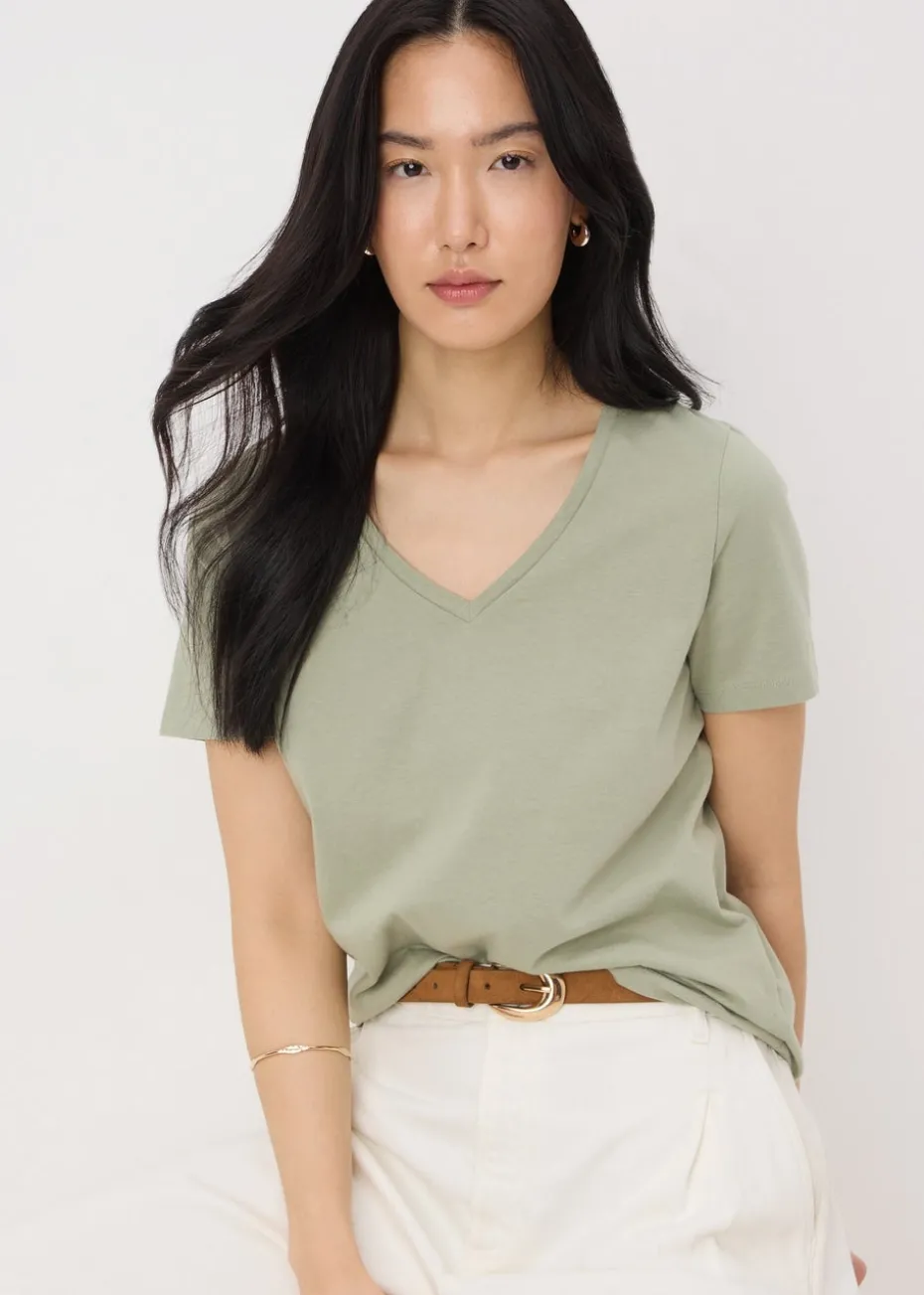 Green V-Neck Regular Fit T-Shirt