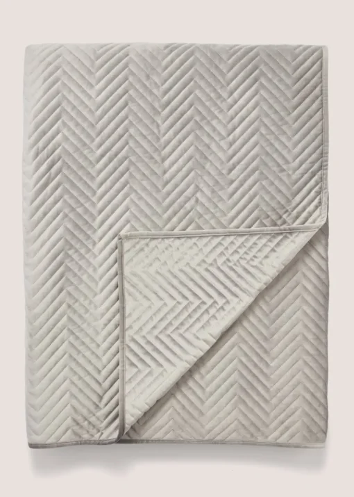 Grey Velvet Quilted Bedspread (235cm x 235cm)