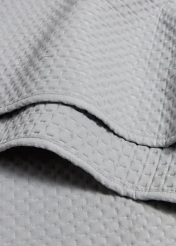 Grey Washed Pinsonic Bedspread (235cm x 235cm)