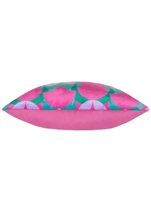 Heya Home Raeya Velvet Filled Cushion (45cm x 45cm x 8cm)