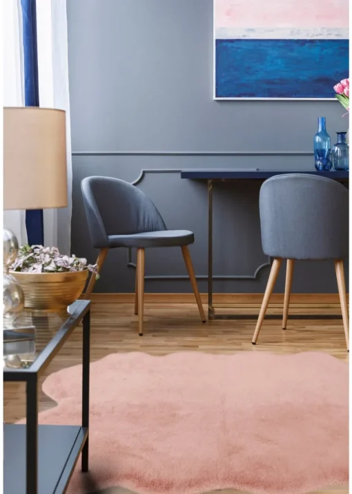 Homemaker Blush Luxury Fur Quad Rug