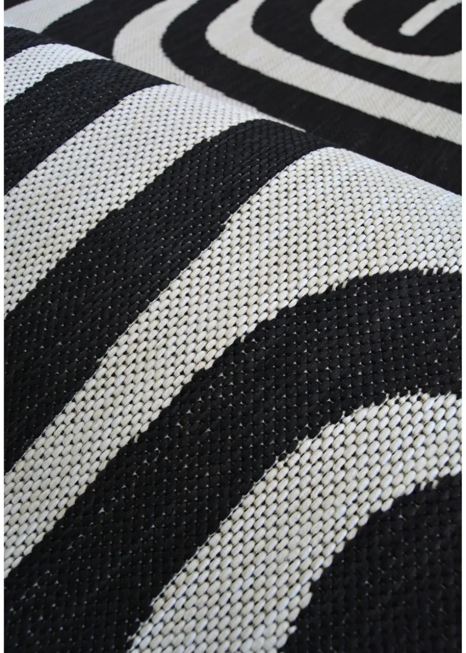 Homemaker Compass Monochrome Zebra Rug