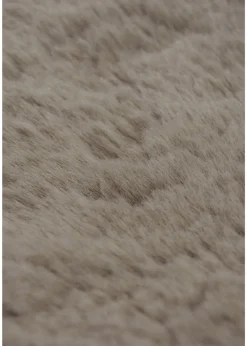 Homemaker Natural Luxury Fur Quad Rug