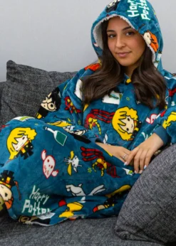 HUGZEE Harry Potter Mischief Hooded Wearable Throw