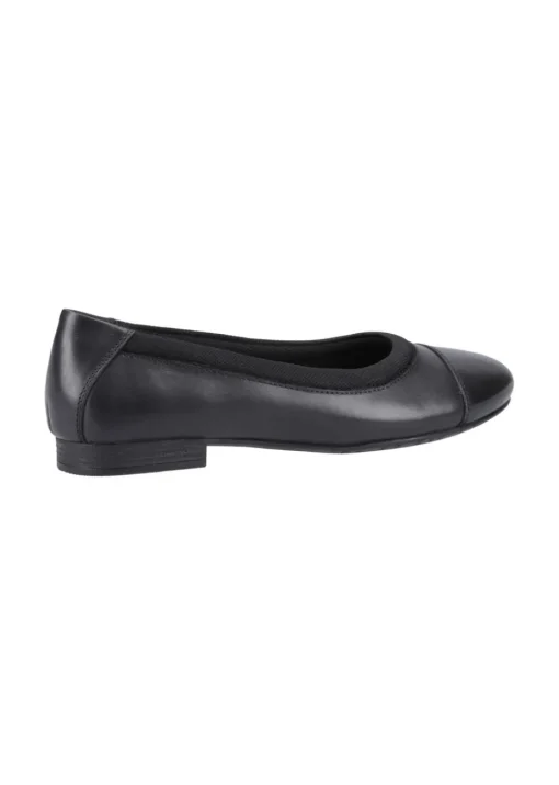 Hush Puppies Girls Black Emma Senior School Shoes (Older 3-5)