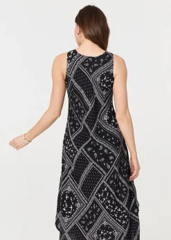 Izabel London Black Printed Sleeveless Relaxed Swing Dress