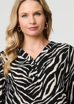 Izabel London Black Zebra Print V-Neck Long Sleeve Blouse