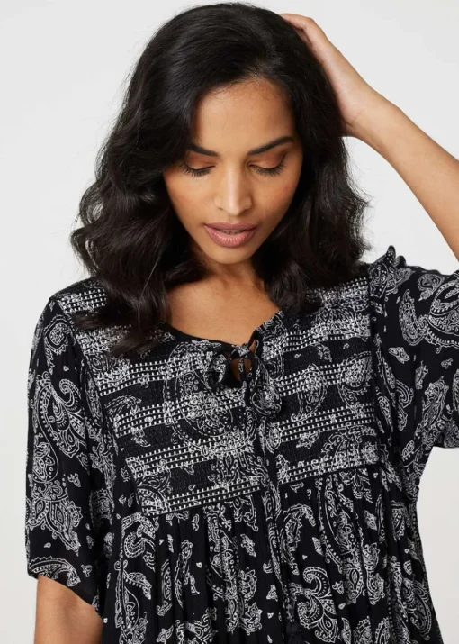 Izabel London Black/White Paisley Print Keyhole Neck Relaxed Dress