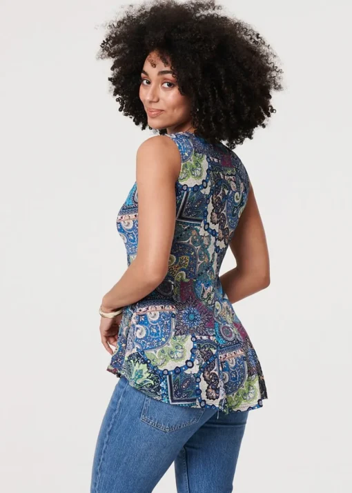 Izabel London Blue Paisley Sleeveless Round Neck Top