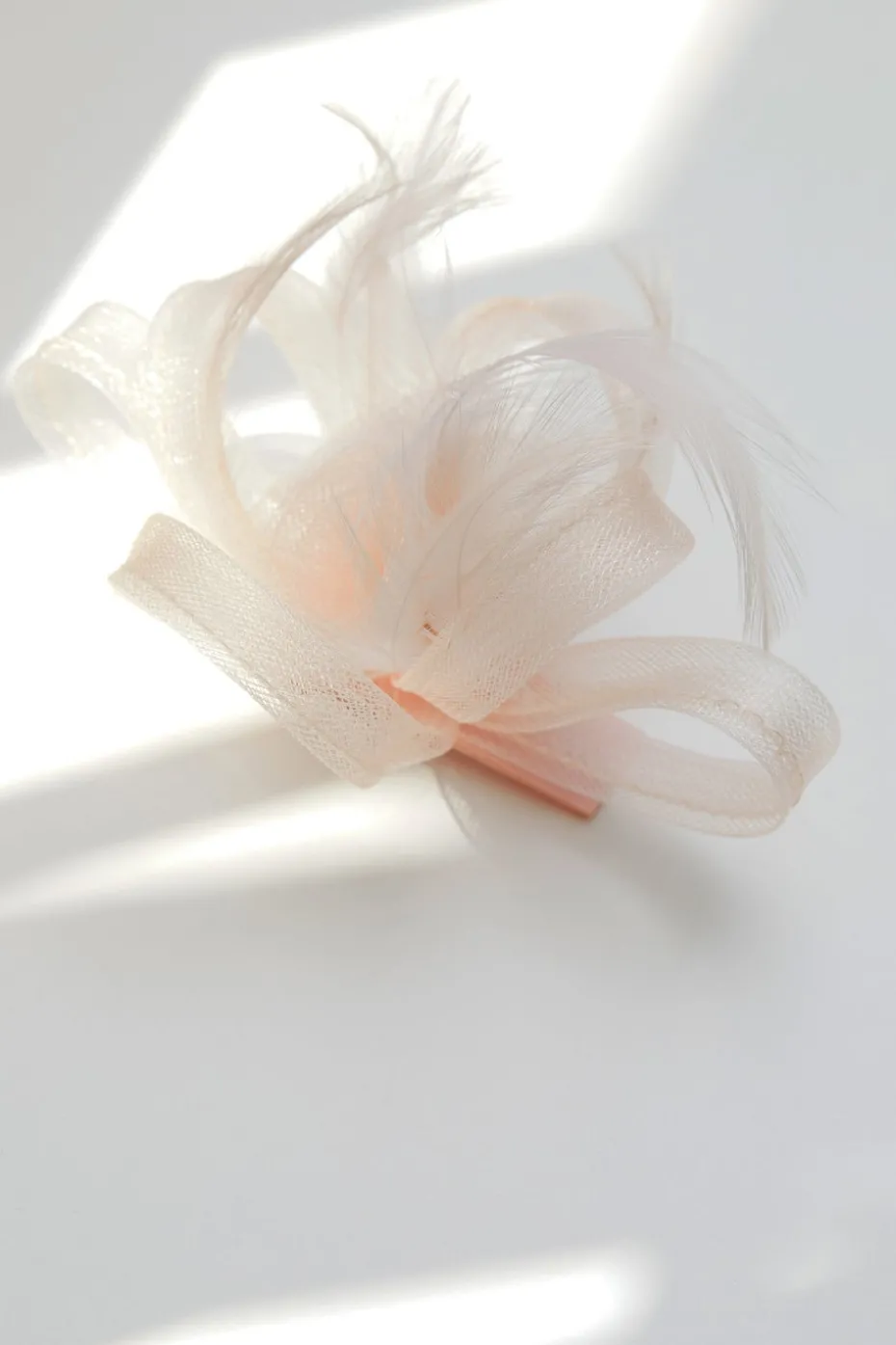 Jon Richard Cream Small Fascinator Clip