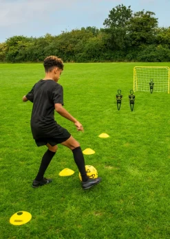 Kickmaster Multi Colour Ultimate Football Challenge set