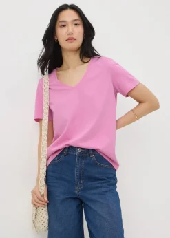 Light Pink V-Neck Regular Fit T-Shirt
