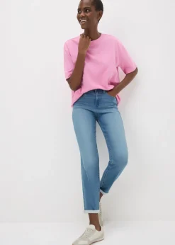 Lightwash Relaxed Skinny Jeans