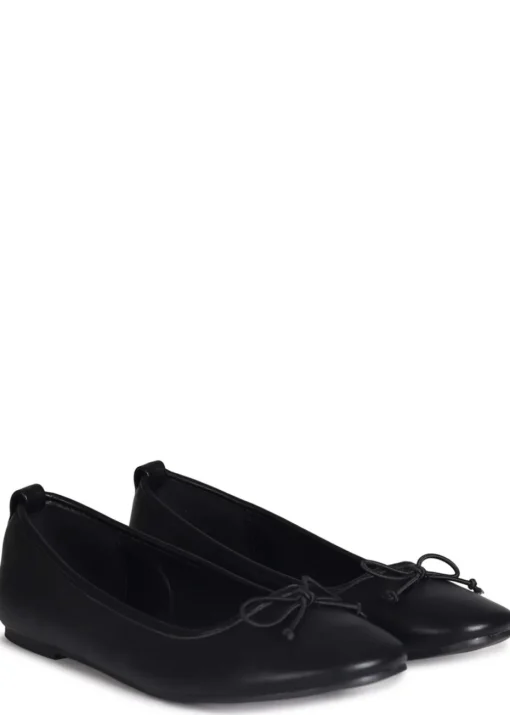 Linzi Este Black Faux Leather Pump