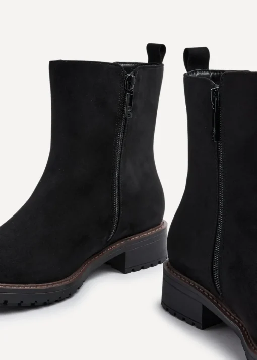Linzi Holland Wide Fit Black Faux Suede Classic Chelsea Boot