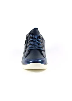 Lunar Blue Kiley Trainer