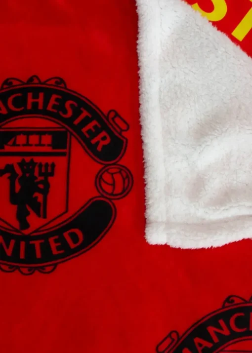 Manchester United FC Faux-Shearling Backed Fleece Throw (120x150cm)
