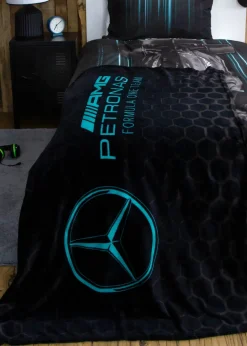 Mercedes Stealth Luxury Formula 1 Fleece Throw (100x 150cm)