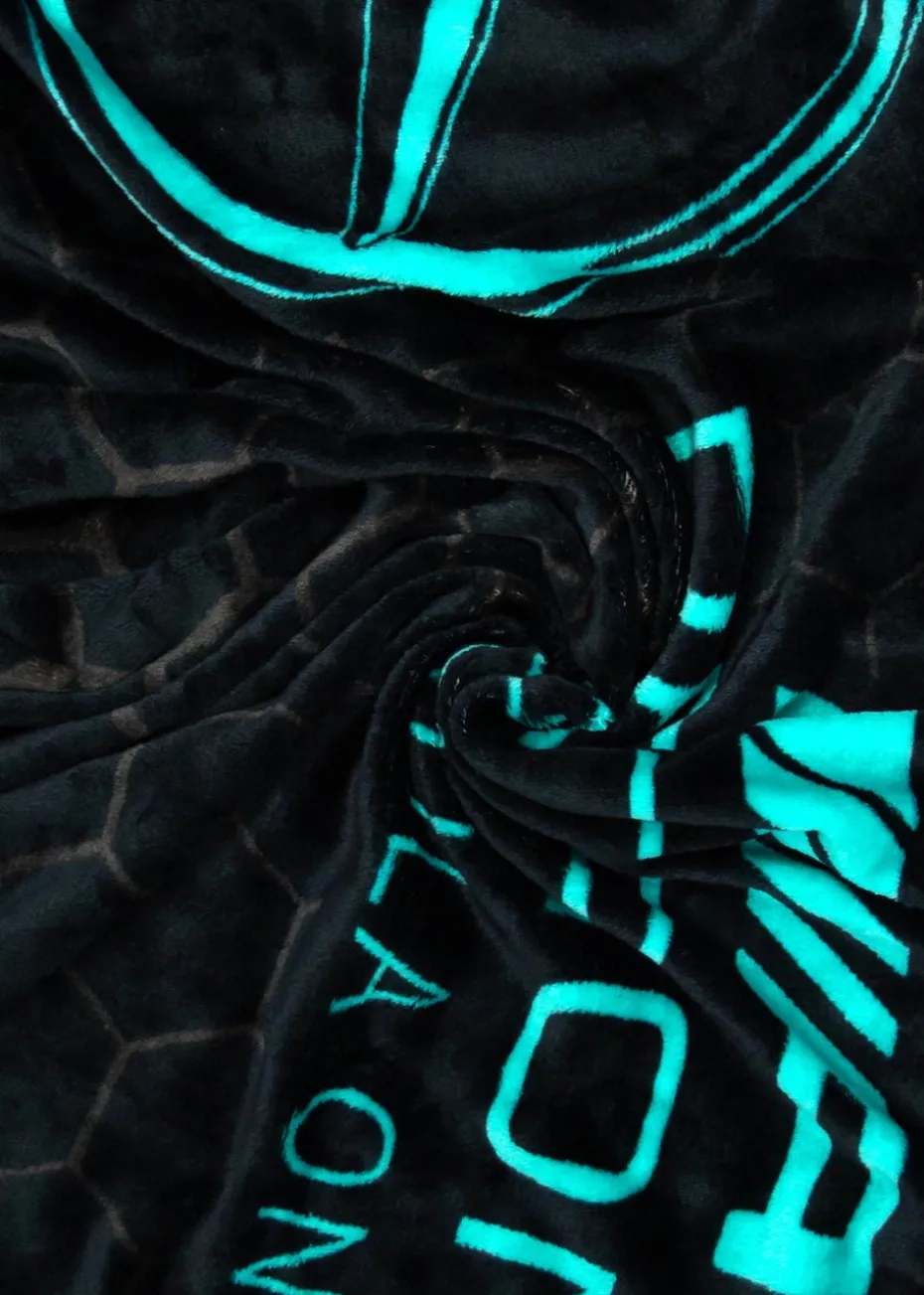 Mercedes Stealth Luxury Formula 1 Fleece Throw (100x 150cm)