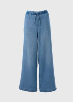 Midwash Wide Leg Comfort Jeans