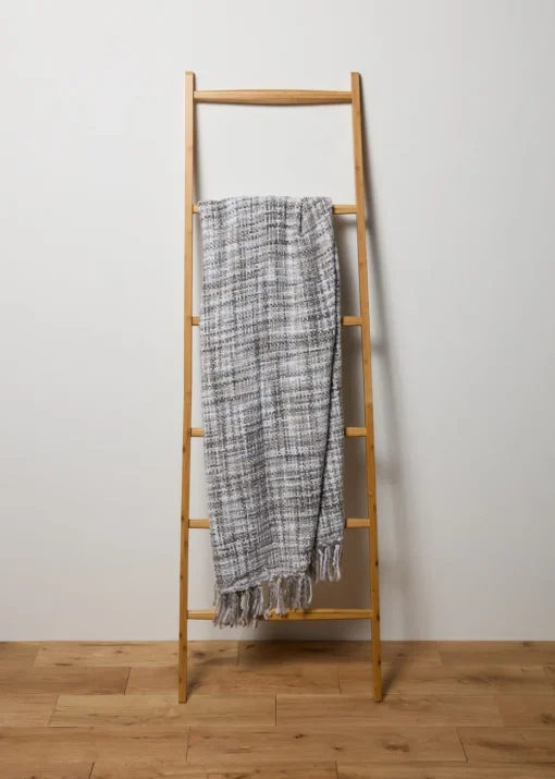 Mono Mottle Throw