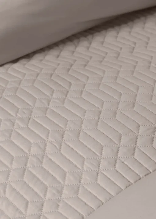 Natural Geo Pinsonic Duvet Cover