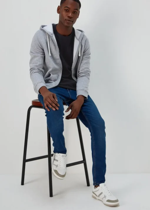 Navy Essential V-Neck T-Shirt