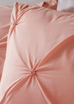 Pink Pinch Pleat Duvet Set