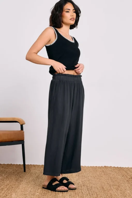 Pixiegirl Petite Black Acid Wash Cropped Trousers