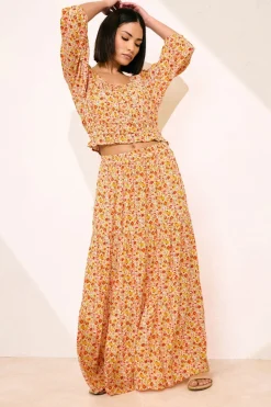 Pixiegirl Petite Orange Ditsy Floral Puff Sleeve Top