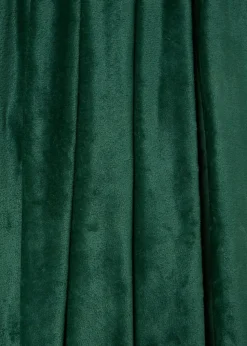 Plain Green Throw (200cm x 220cm)